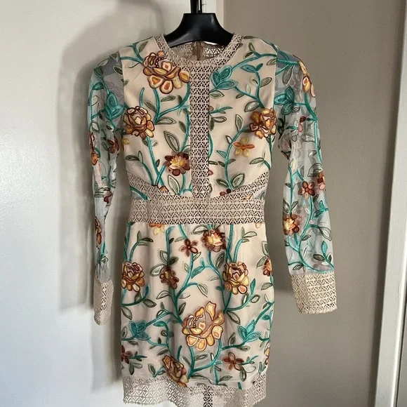 Vone Floral Embroidered Long Sleeve Mini Dress S Small Boho Black Cocktail Small - Picture 1 of 11